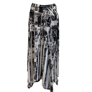 Patchington Black & White Pleated NYC Maxi Skirt Medium Photograph Print